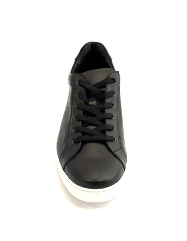 Sneaker casual uomo articolo SPENCER pelle nera suola gomma bianca